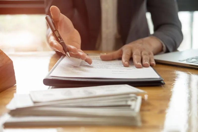 What is a Legal Representative? Latest Regulations in the 2015 Civil Code
